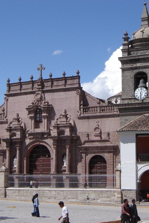 Ayacucho: Colonial Temples Altarpieces and Architecture - Key Points