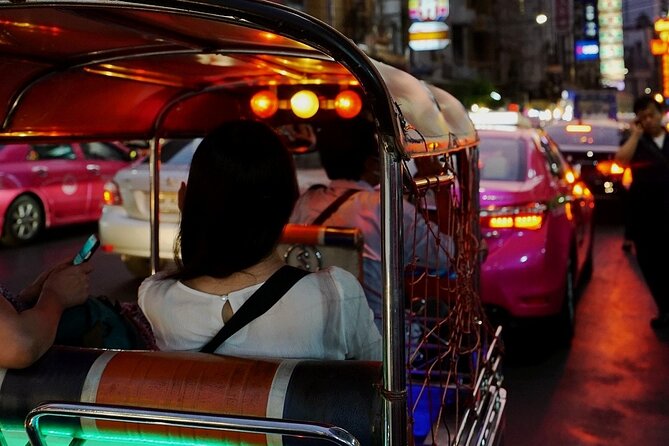 Bangkok Photo Safari in Neon Nightlights (Evening Tour) - Key Points