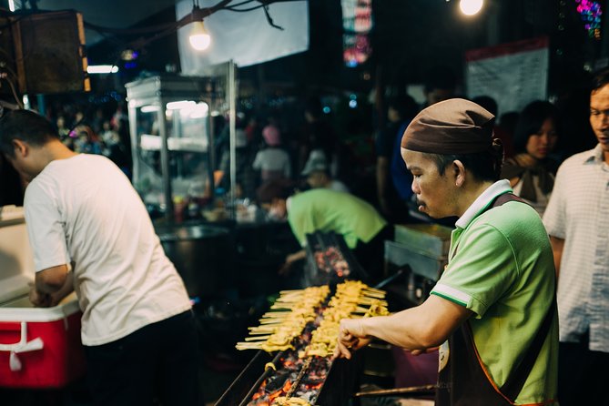 Bangkok Private Street Food Walking Tour - Key Points