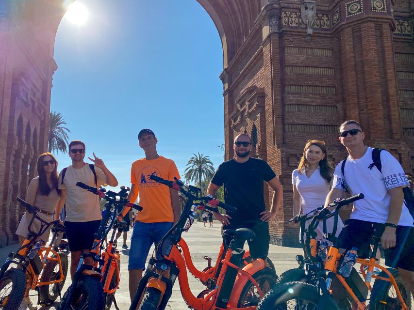 barcelona 25 d182op tour german local guide bike ebike Barcelona: 25-ТOP Tour German Local Guide, Bike/Ebike