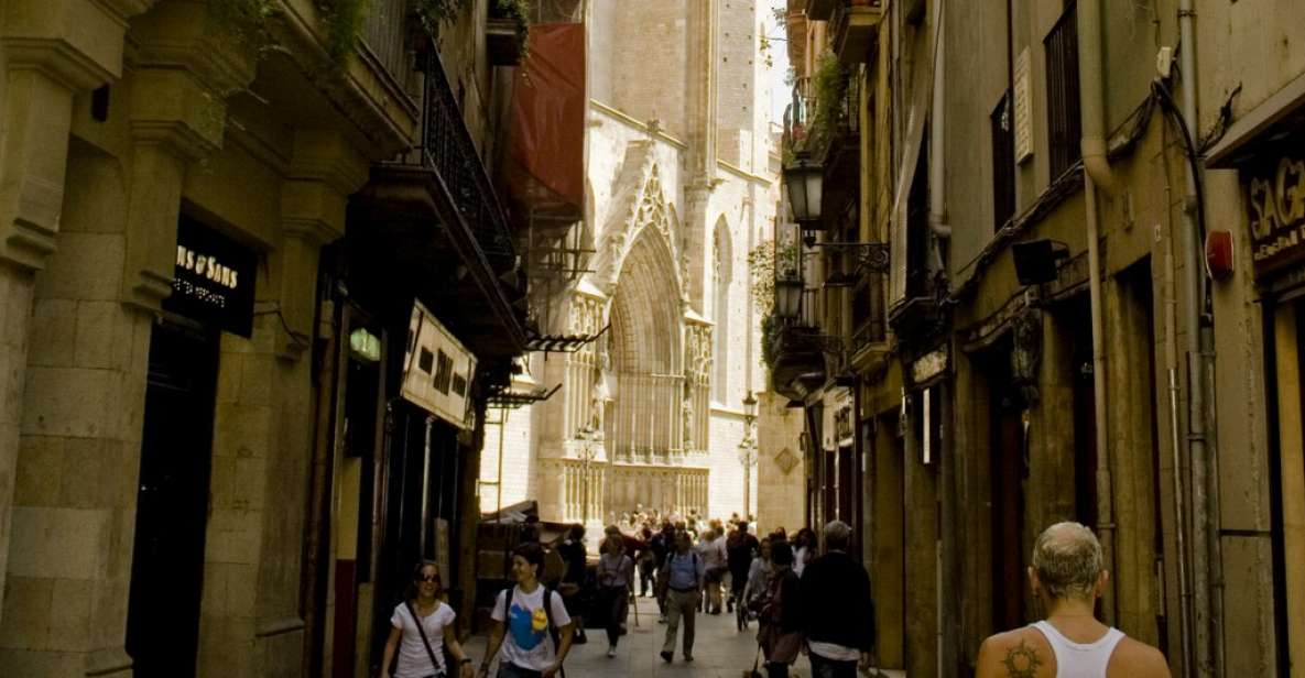 Barcelona: 4-hour Private Guided Walking Tour - Key Points