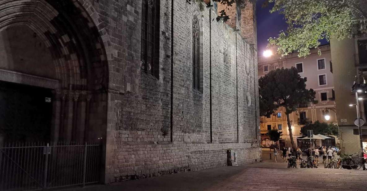 Barcelona Gothic Quarter: Ghost Hunt Quest Experience - Key Points