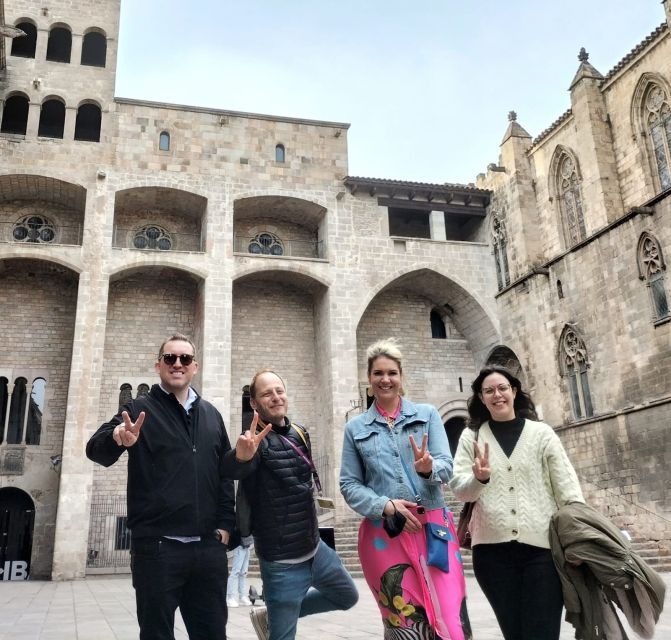 Barcelona: Gothic Quarter Legends Walking Tour With Tapas - Key Points