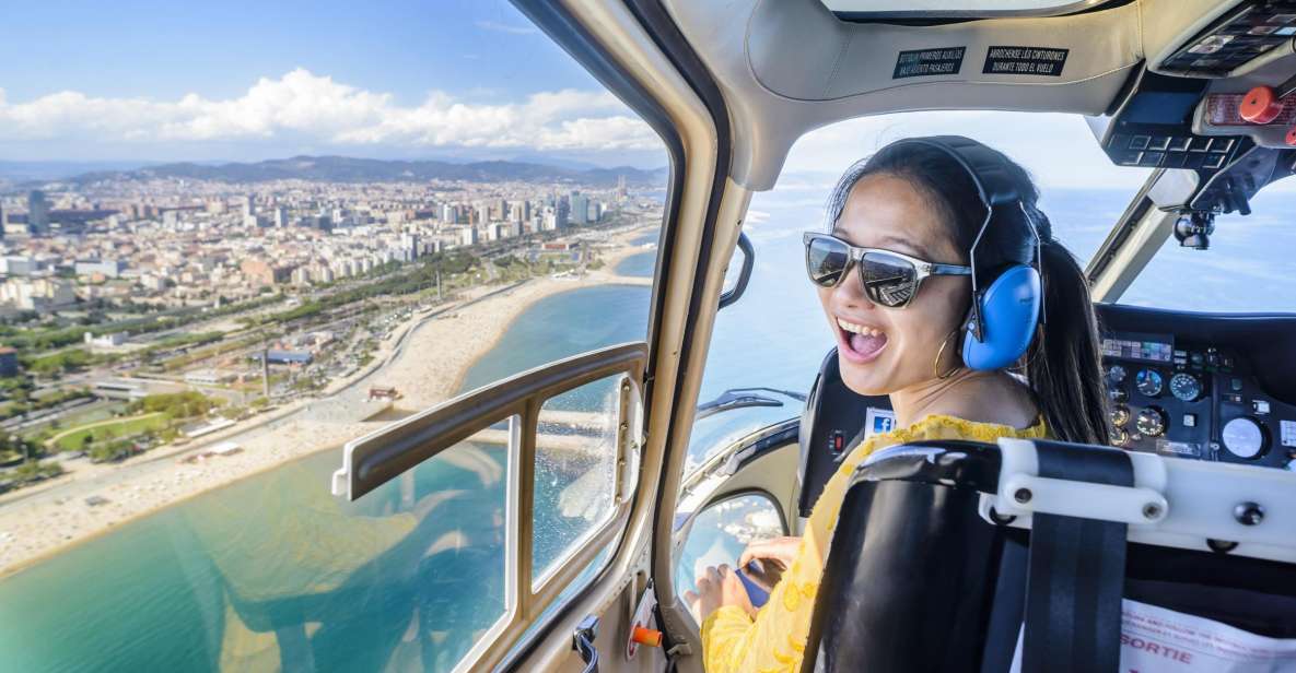 Barcelona: Helicopter, Walking, and Sailing 360º City Tour - Key Points