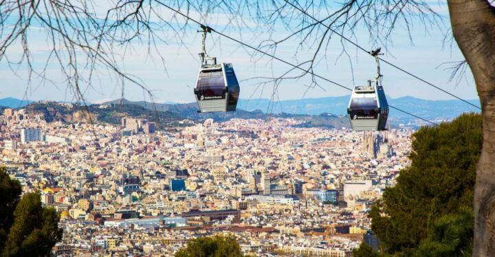 Barcelona Highlights City Tour and Montserrat Excursion - Key Points