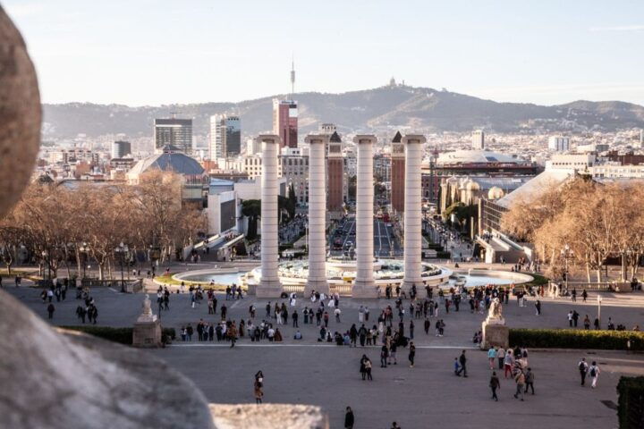 Barcelona Montjuïc Walking Tour: Magic and Transformations - Key Points