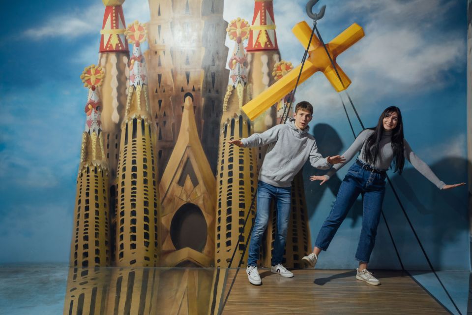 Barcelona: Museum of Illusions Entry Ticket - Key Points