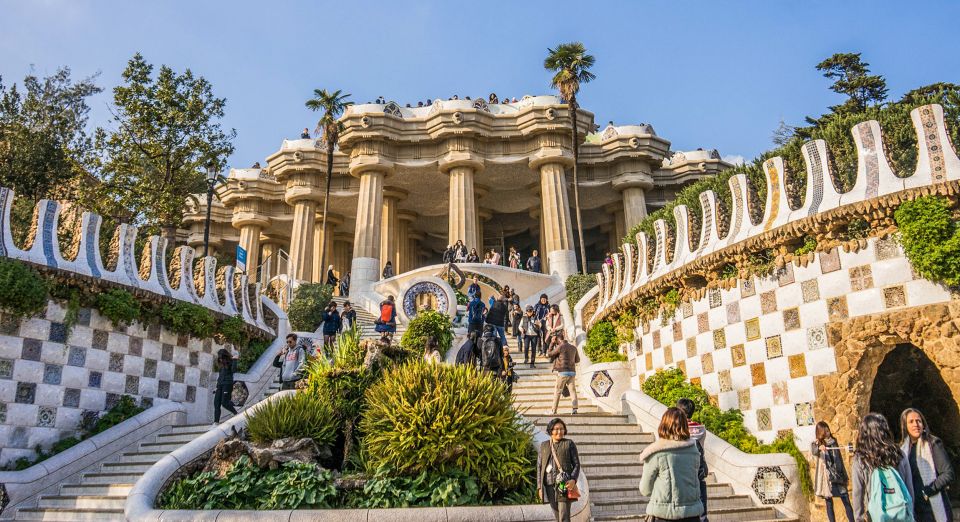 Barcelona: Park Guell Guided Tour With Skip-The-Line Access - Key Points