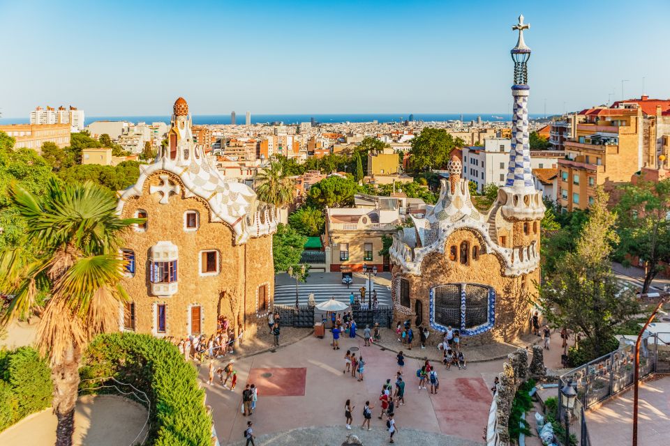 Barcelona: Park Güell Skip-the-Line Ticket and Guided Tour - Key Points