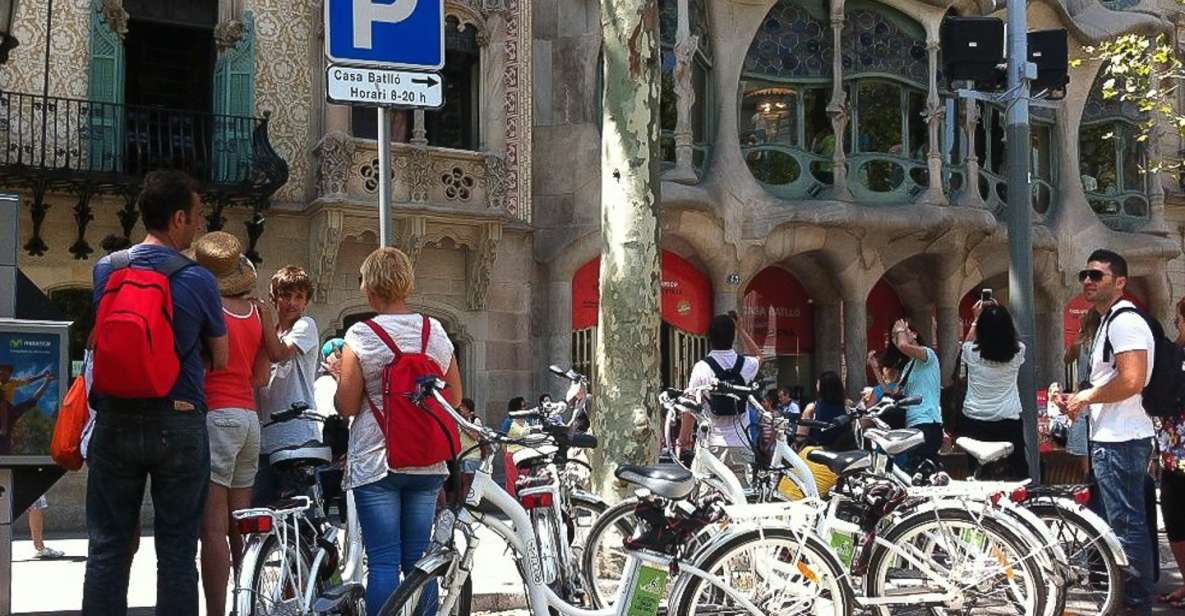 Barcelona: Private 5 Neighborhoods Tour by Electric Bike - Key Points