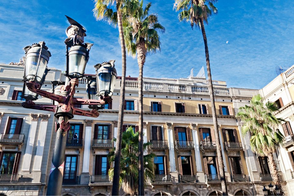 Barcelona:Highlights Self-Guided Scavenger Hunt & Tour - Key Points