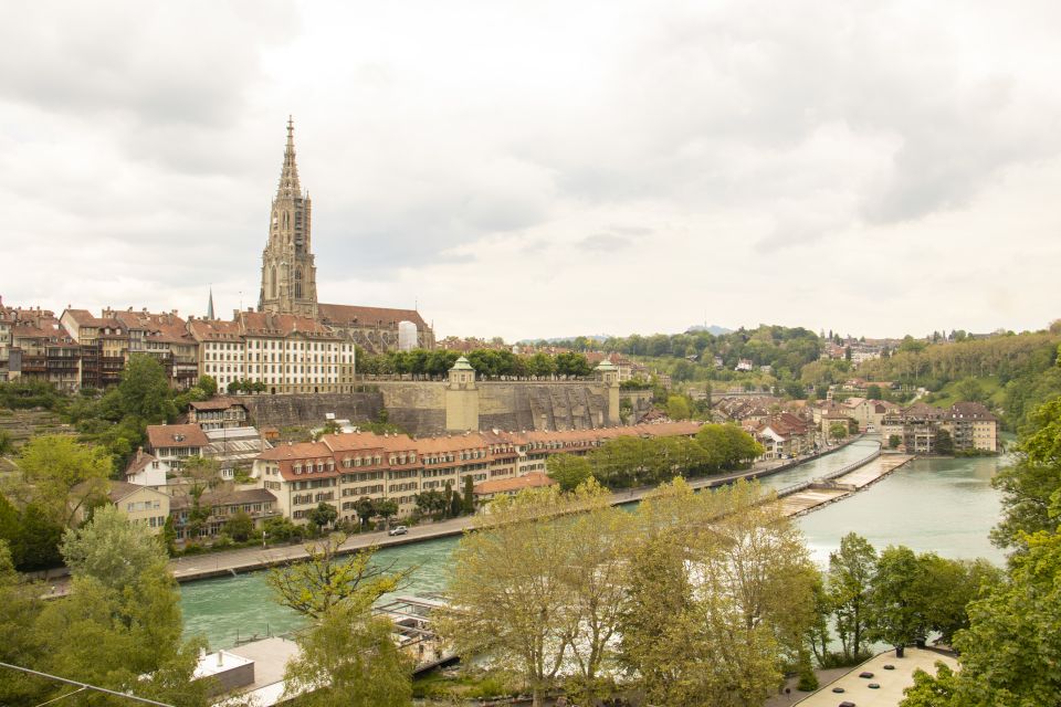 Bern: Private Exclusive History Tour With a Local Expert - Key Points