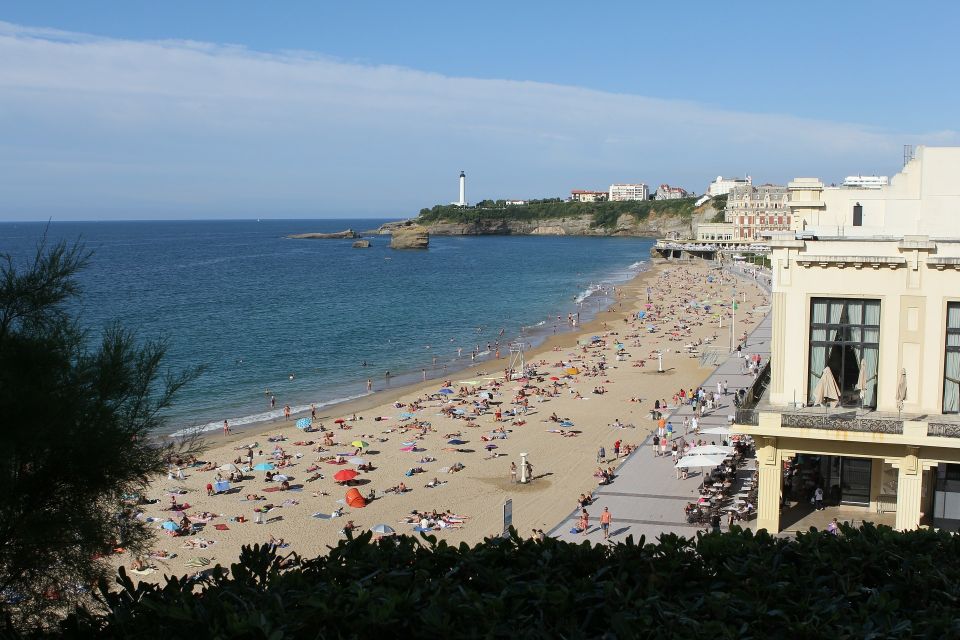 Biarritz: 2-Hour Private Guided Walking Tour - Key Points