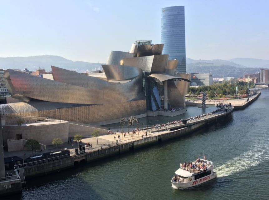 Bilbao & Guggenheim Museum From Vitoria - Key Points