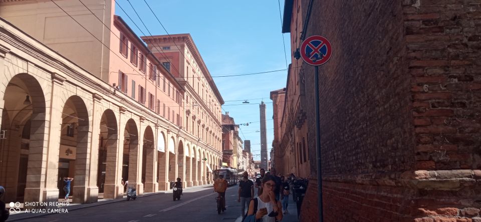 bologna private guided walking tour Bologna: Private Guided Walking Tour