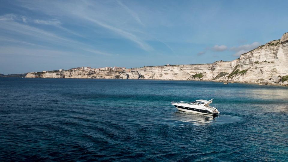 Bonifacio: Lavezzi Islands Full Day Trip by Boat - Key Points