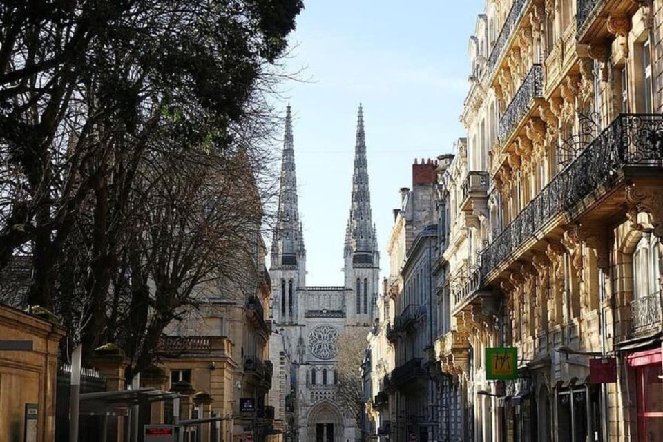 Bordeaux: City Highlights Self-Guided Audio Tour - Tour Details