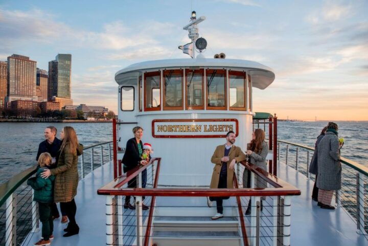 Boston: Cocoa and Carols Holiday Cruise - Key Points