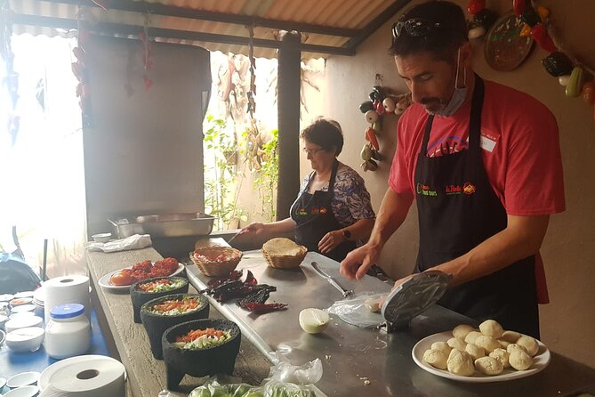 Cancun Hands-On Mexican Cooking Class - Key Points