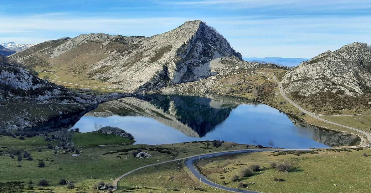 Cangas De Onís: Lakes of Covadonga Guided Tour - Key Points