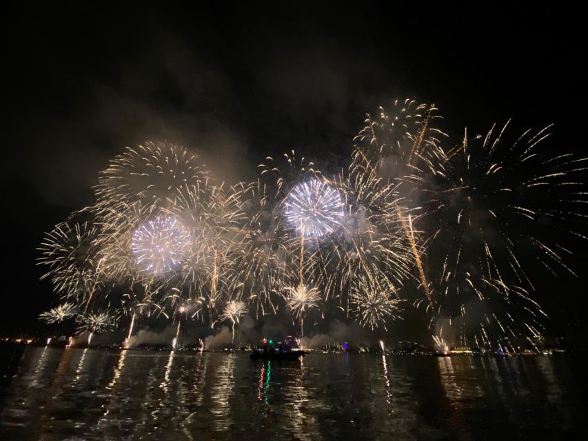 cannes festival of pyrotechnic art fireworks from the water Cannes: Festival of Pyrotechnic Art Fireworks From the Water