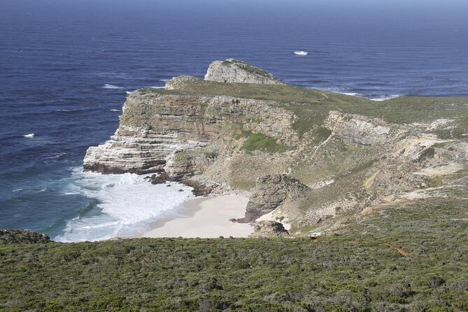 Cape Town. 3days Attraction: Crocodule Cage&cape Point &wine Testing - Key Points