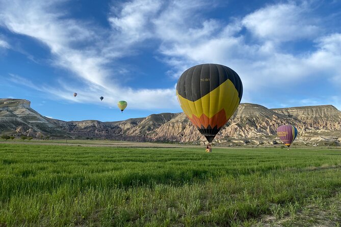 Cappadocia Hot Air Balloon Tour Over Göreme Fairy Chimneys - Key Points