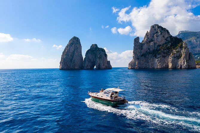 Capri Island & Blue Grotto Small Group Boat Tour From Positano - Key Points