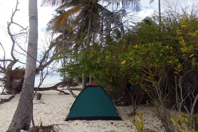 Castaway Island Camping - Key Points