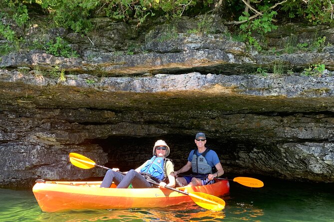 Cave Point Kayak Tour - Key Points
