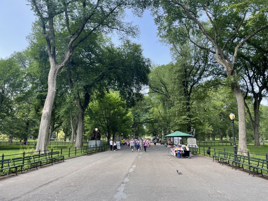 Central Park Daily Walking Tour - Key Points