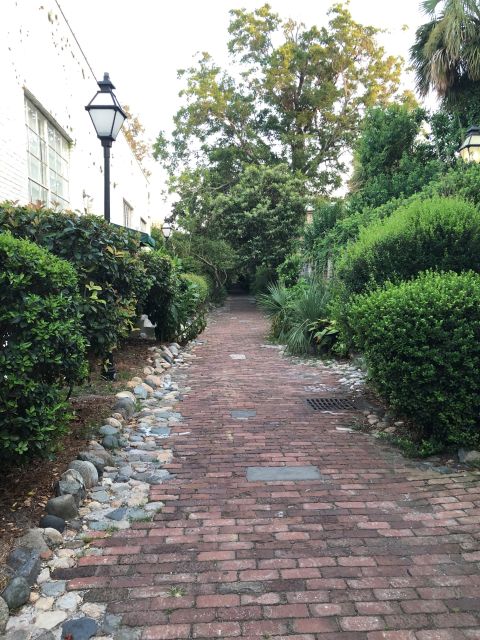 Charleston: Self-Guided Pirate Escape Scavenger Hunt - Key Points