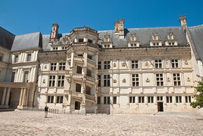 Chenonceau, Blois, Chaumont Loire Castles Small-Group From Paris - Key Points