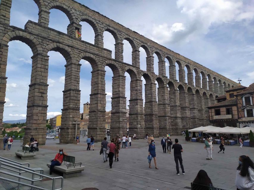 City on the Rock: Segovia Self-Guided Walking Tour - Key Points