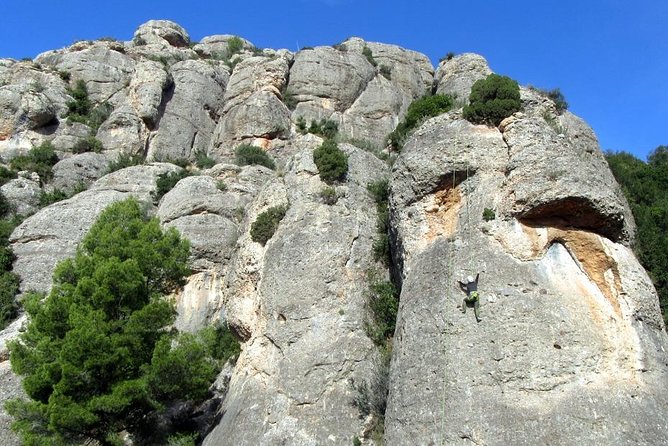 Climbing in Montserrat Mountain - Meeting Point and Pickup Details