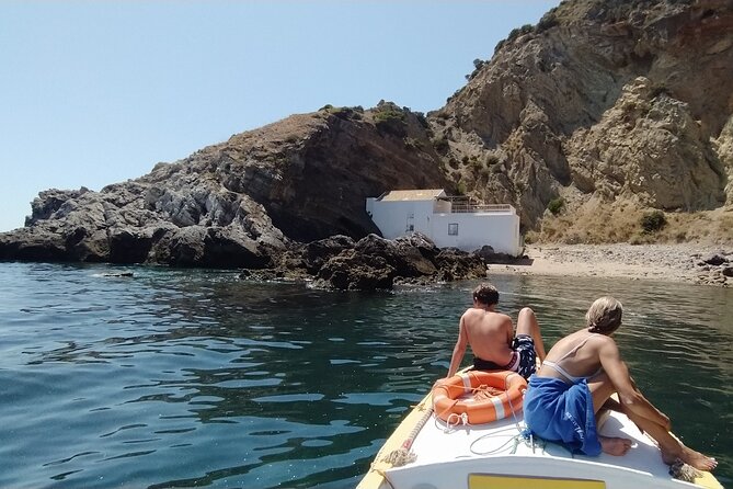 Coastal Boat Trip - Caves and Deserted Beaches - Key Points