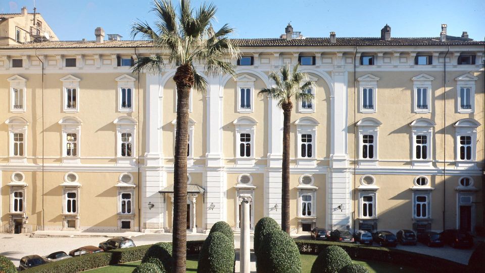 Colonna Palace Private Tour - Key Points