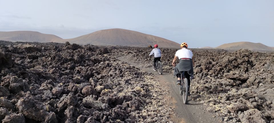 Costa Teguise: E-Bike Tour Among the Volcanoes in Lanzarote - Key Points