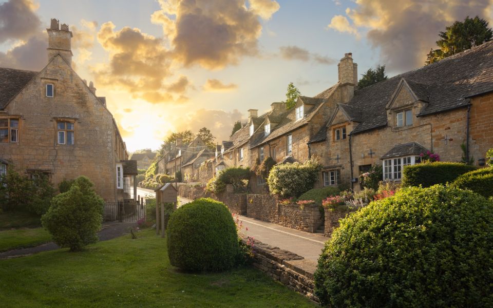 Cotswolds From London Private One-Day Tour by Car - Key Points
