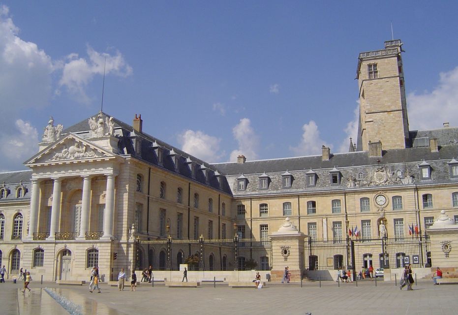 Dijon : Birthday Mission Outdoor City Game - Key Points