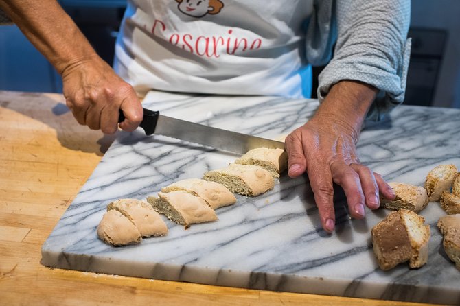 Dining Experience at a Locals Home in Reggio Di Calabria With Show Cooking - Key Points