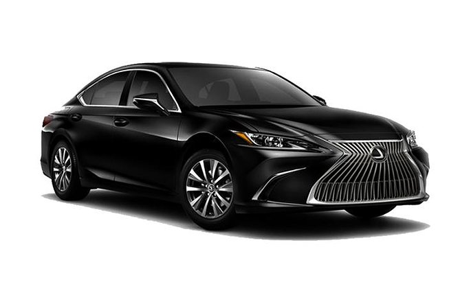 Dubai International Airport Transfer [ARRIVAL] - (Lexus ES350 or Infiniti Q70) - Key Points