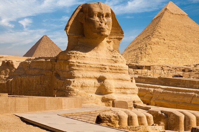 egyptian museum and pyramids of giza and sphinx sightseeing tour Egyptian Museum and Pyramids of Giza and Sphinx Sightseeing Tour