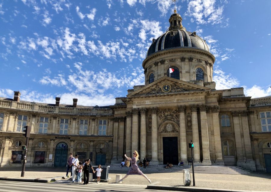 Emily in Paris Guided Walking Tour - Key Points