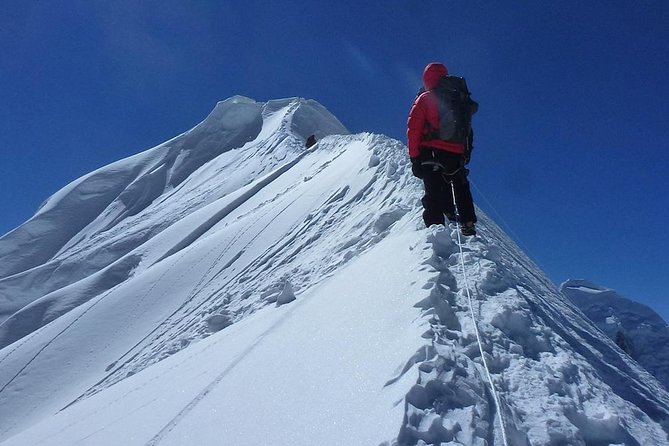 Everest Trek With Island Peak (Imja Tse) Climbing - Key Points