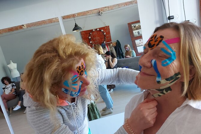 Face-lifting and Taping 3-Hour Activity in Poland - Key Points