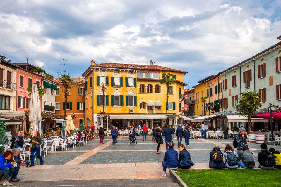 Festive Journey in Sirmione Christmas Walking Tour - Key Points