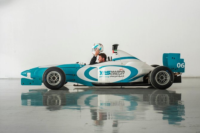 Formula Yas 3000 Driving Experience _ Full - Key Points