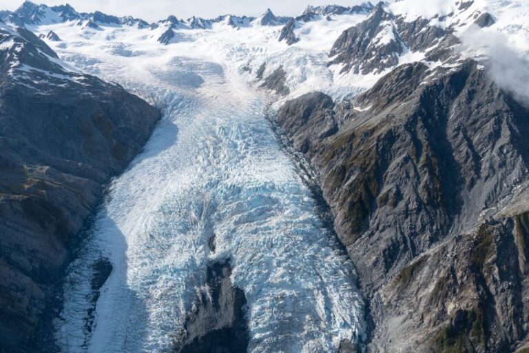 Franz Josef Town: Glacier Helicopter Tour With Snow Landing