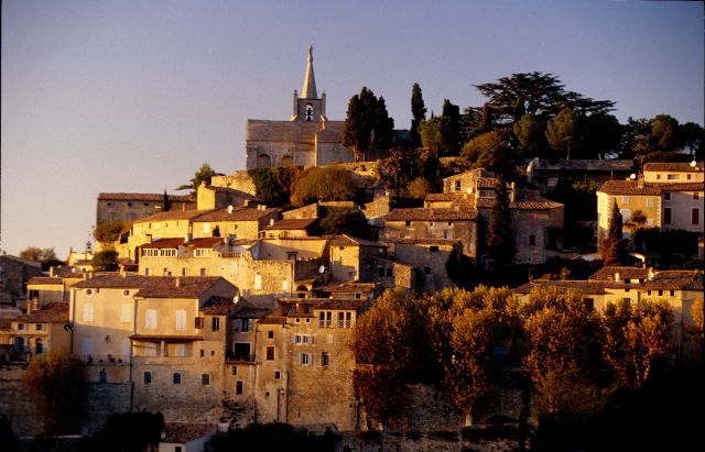 From Aix : Hilltop Villages in Luberon - Key Points